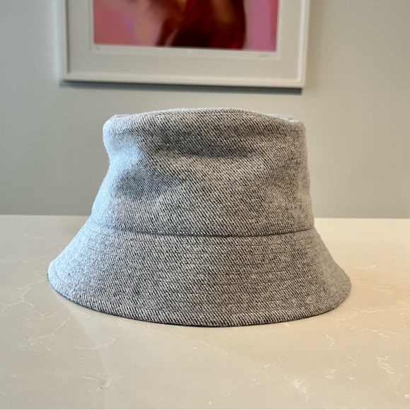 RUSLAN BAGINSKIY
Lampshade Cotton Bucket Hat - Picture 4 of 8